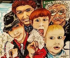 I was born in Panama, where I started creating and selling my crafts to  American soldiers' wives. When I came to America, I started developing my  eco-friendly art, crafts, and jewelry. I