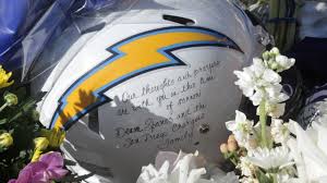 Evolve tattoo removal san diego. Tattoo Parlors Overwhelmed With Ex Chargers Fans Times Of San Diego