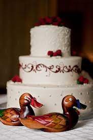 Korean Wedding Ducks In Front Of The Wedding Cake South Korean Wedding Korean Wedding Korean Wedding Traditions