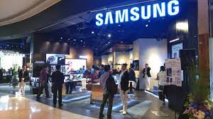 Sangat mudah untuk menjumpai toko elektronik besar di kota jakarta, yang salah satunya bisa anda temui di jualelektronik.com. Toko Samsung Galaxy Terbesar Se Asia Tenggara Ada Di Jakarta Kumparan Com