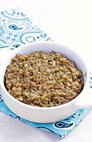 Cooked green grams are mixed in jaggery syrup and fresh grated coconut. Pachai Payaru Sweet Sundal Whole Moong Dal Sweet Sundal My Cooking Journey