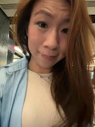 每天分享我的日本生活好物✨ Ep. 132 Visee 黏膜唇蜜💄OR230 子瑜代言的這款唇蜜太優秀了！ 尤其這個紅棕色真的太！好！看！  很遮唇色、夠保濕，還有光澤感，超級喜歡✨ 我已經算很慢買了，還沒買的大家快點去買！！ 另一個代言人吉野北人也超帥超可愛😳 我還在猶豫要不要 ...