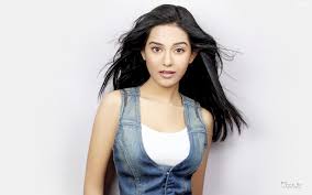 Bollywood actress के लिए इमेज नतीजे