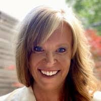 Rhonda Winter's Instagram, Twitter & Facebook