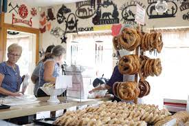 Fresh Baked Everything Will Warm Up Your Day Even More Www Wheatridgeamish Com Amish Bakery Bulk Food Bakery
