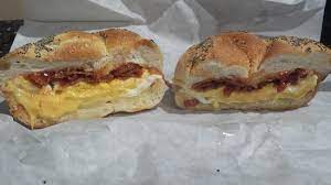 Come in and stock up before it's gets bad out !!! The Everything Bagel Of Commack Restaurant Bewertungen Telefonnummer Fotos Tripadvisor