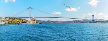 Çeşitli konular hakkında makaleler yazdırır ve onları incelerdi. Stramtoarea Bosfor Si Minunile Sale Hello Holidays Blog