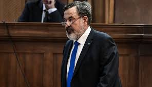 Οι μέτοχοι εμμένουν στην επένδυση και αναμένουν την αδειοδότησή της, δήλωσε ο γενικός διευθυντής ελλάδος. Fiasko Olkhs Me Ton Yparxhgo Ths X A Diasyrei Thn Astynomia O Xrhstos Pappas Entones Antidraseis Libre