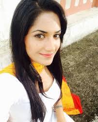 Kudi kaindi baby pahle jaguar le leo… muh dekh apna aai badi jaguar mangne. Punjabi Girl Photo Download Punjabi Girls Wallpapers Punjabi Desi Girl Photo Pics For Dp