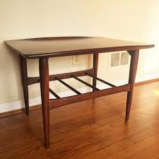 They have the signature dovetailed design, two tiers, and tapered legs w. Vintage Mcm End Tables Bassett Artisan Collection Epoch