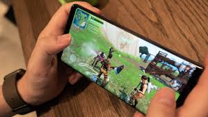 Players can finally leap down to the likes of tilted towers or moisty mire from the battle bus wherever they are now thanks to the mobile version. Xbox One Controller Support Is Coming To Android Pie Xbox One Controller Phone Android Phone