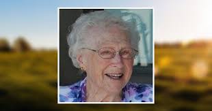 Hope Sumner's Instagram, Twitter & Facebook