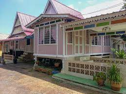 Cek disini.❤ bagi sebagian orang, memilih warna cat rumah terkadang menjadi hal yang. Warna Cat Rumah Papan Yang Cantik