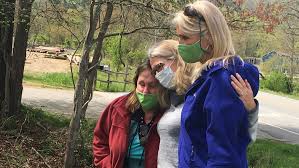 Discover great local deals and coupons in and near greenville, sc. Friends Lay Flowers Near Scene Of Wreck That Killed Beloved Buncombe County Teacher Wlos