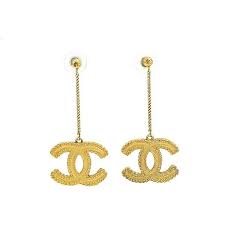 As described in listing chanel jeanelegance. Pre Owned Chanel 13c Gold Xl Cc Logo Stud Drop Earrings 2 265 Brl Liked On Polyvo Yellow Gold Drop Earrings Chanel Logo Earrings Yellow Gold Earrings Studs