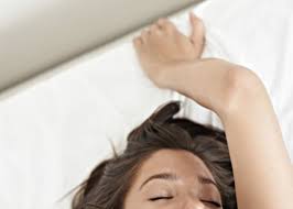 Ya sudah kamu ke kamar mandi tante situ! 7 Jenis Klimaks Wanita Sentiasa Panas