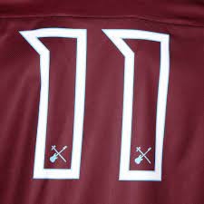 Verkaufe hier ein neues trikot von iron maiden / west ham united aus meiner sammlung. Iron Maiden Shirt