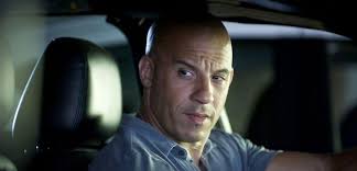Vin diesel was born mark sinclair in alameda county, california, along with his fraternal twin brother, paul vincent. Junger Vin Diesel Zeigt Euch Sein Verkaufstalent Mit Street Sharks Spielzeug