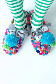 Diy Pom Pom Clown Shoes Clown Shoes Clown Costume Kids Clown Crafts