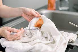 How To Remove Tomato Sauce Stains From Clothing