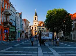 4 510 tykkäystä · 46 puhuu tästä · 1 950 oli täällä. Datei Zielona Gora Stary Rynek Jpg Wikipedia