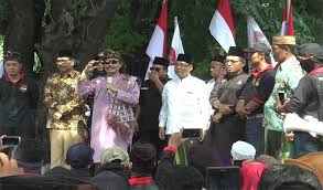 We did not find results for: Sosok Gus Nuril Mantan Panglima Pasukan Berani Mati Era Gus Dur Yang Dukung Tni Copoti Spanduk Habib Rizieq Bagian 1