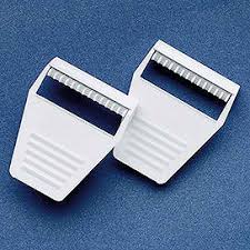 Apply wax on a patch of pubic hair and strip it off by putting a cloth on it and pulling it away. Hair Removal Made Easy With Gallant Bodyshave Body4real