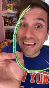 La pulsera de colores: Recuerdos de los años 90