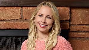 Lecy goranson's age is 46. The Conners Lecy Goranson Opens Up About Becky S Pregnancy And Life Without Roseanne Barr Exclusive Entertainment Tonight