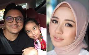 Ucapkanlah yusry erra fazira konsert empayar krujaan. Masih Ingatkah Engku Emran Bekas Suami Erra Fazira Kini Telah Berkahwin Dengan Pelakon Indonesia Bila Siasat Latar Belakang Wanita Ini Rupanya Bukan Calang Orangnya Info Terkini