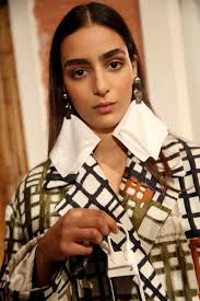 Veneta vs. Jacquemus –