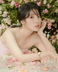 IU Lee Ji Eun ~ Uaena 💫🍬🍪🍪