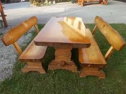 Vrtno pohištvo je v toplejšem delu leta prav tako pomembno, kakor naša notranja oprema. Leseno Vrtno Pohistvo In Vrtne Garniture