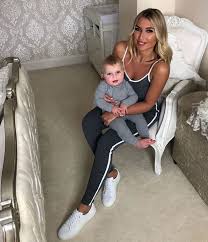 Check out a collection of in style x billie faiers dinner arrivals photos and editorial stock pictures. Inside Billie Faiers Stunning Essex Home From The Sprawling Garden To That Bath Tub Daily Record