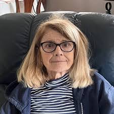 Lorraine Templeton's Instagram, Twitter & Facebook