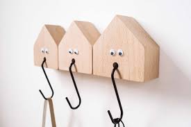 Upcycling bedeutet wiederverwertung und nachhaltigkeit. Studiovea Diy Kinder Garderobe Selber Bauen