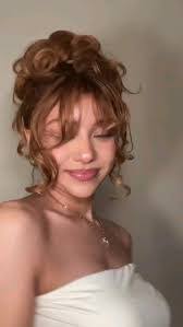 Heidi Collazo's Instagram, Twitter & Facebook