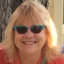 Sandy Daly's Instagram, Twitter & Facebook