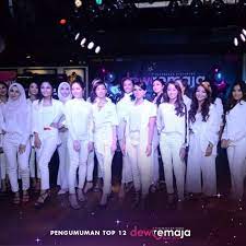 Seramai 12 peserta yang cukup hebat bakal bersaing dalam program dewi remaja musim 2018/2019. This Is It Top 12 Finalis Dewi Remaja 2018 19 Remaja