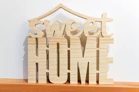 Pin By Diego Quevedo On Art Wooden Letters Decorated Wooden Letters Decorating With Christmas Lights