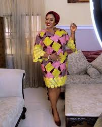 Cette sélection de modèles de robe pagne ? Pin By Chrystelle De Dieu On Modeles Pagne African Design Dresses Latest African Fashion Dresses African Clothing Styles