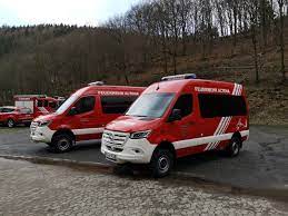 From wikimedia commons, the free media repository. Vorstellung Einsatzleitwagen Elw1 Feuerwehr Altena