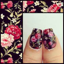Log in to rate this theme. Vampire Weekend Floral Nails Nail Art By Kristin Lacquerstyle Nailpolis Museum Of Nail Art