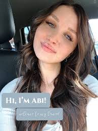 Sadie Osborn's Instagram, Twitter & Facebook