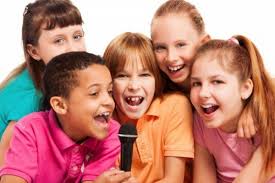 Kisah seorang ibu tiri yang mengasihi anak tirinya walau sang anak membencinya. 34 Lagu Anak Anak Yang Paling Populer Di Era Tahun 90an