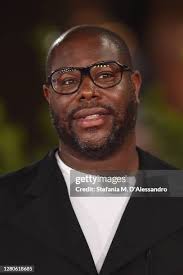 29 Photos & High Res Pictures