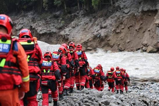 Foto: Deslizamiento en Xizang deja 16 muertos y 546 desaparecidos/Cortesía