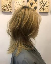 Mittellange frisuren durchgestuft inspirierend frisuren für blonde. Mittellange Frisuren Stylingtipps Inspirationen Fur Halblanges Haar