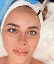 oggi ti parliamo del nostro 𝐏𝐄𝐑𝐂𝐎𝐑𝐒𝐎 𝐀𝐂𝐂𝐀𝐃𝐄𝐌𝐈𝐂𝐎 nails :  👉🏻con il percorso formativo di garantiamo 𝐮𝐧𝐚 𝐟𝐨𝐫𝐦𝐚𝐳𝐢𝐨𝐧𝐞  𝐝𝐢 𝐚𝐥𝐭𝐨 𝐥𝐢𝐯𝐞𝐥𝐥𝐨 che ti permetterà di iniziare a lavorare in  salone subito dopo aver