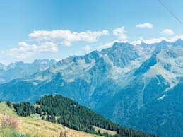 Petit Retour En Arriere Les Vacances D Ete Nous Manquent Deja On A Redecouvert Les Paysages De Montagne Et On A Sav In 2020 Natural Landmarks Instagram Landmarks